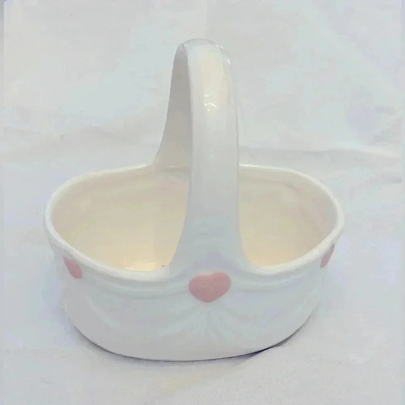 FTD Vintage 1985 Baby Flower Planter Basket w/Pink Hearts Cottagecore Ceramic - Picture 1 of 11